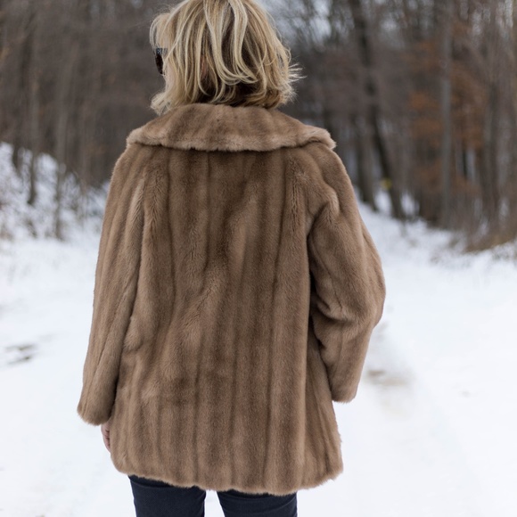 Luxury Faux Fur Jacket - Picture 2 of 2